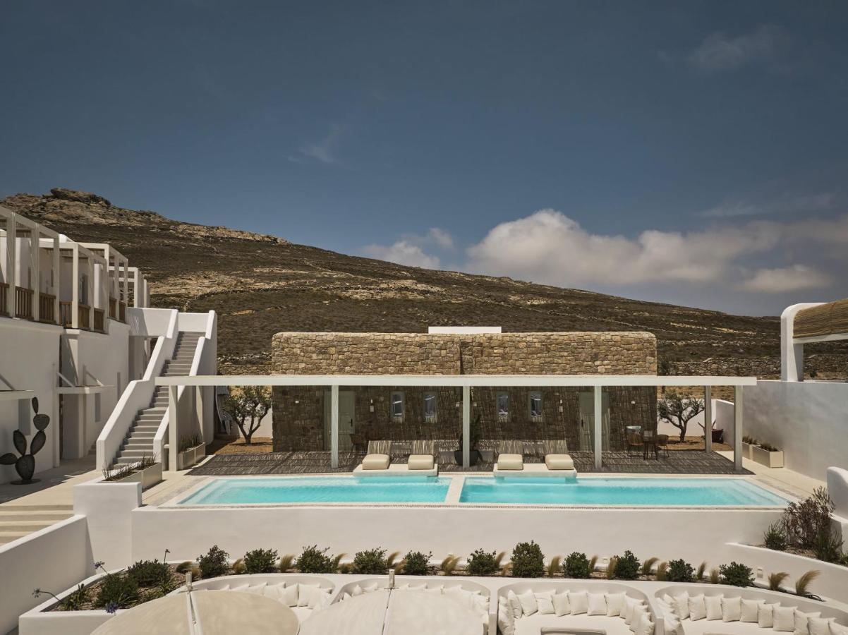Yi Mykonos 4*