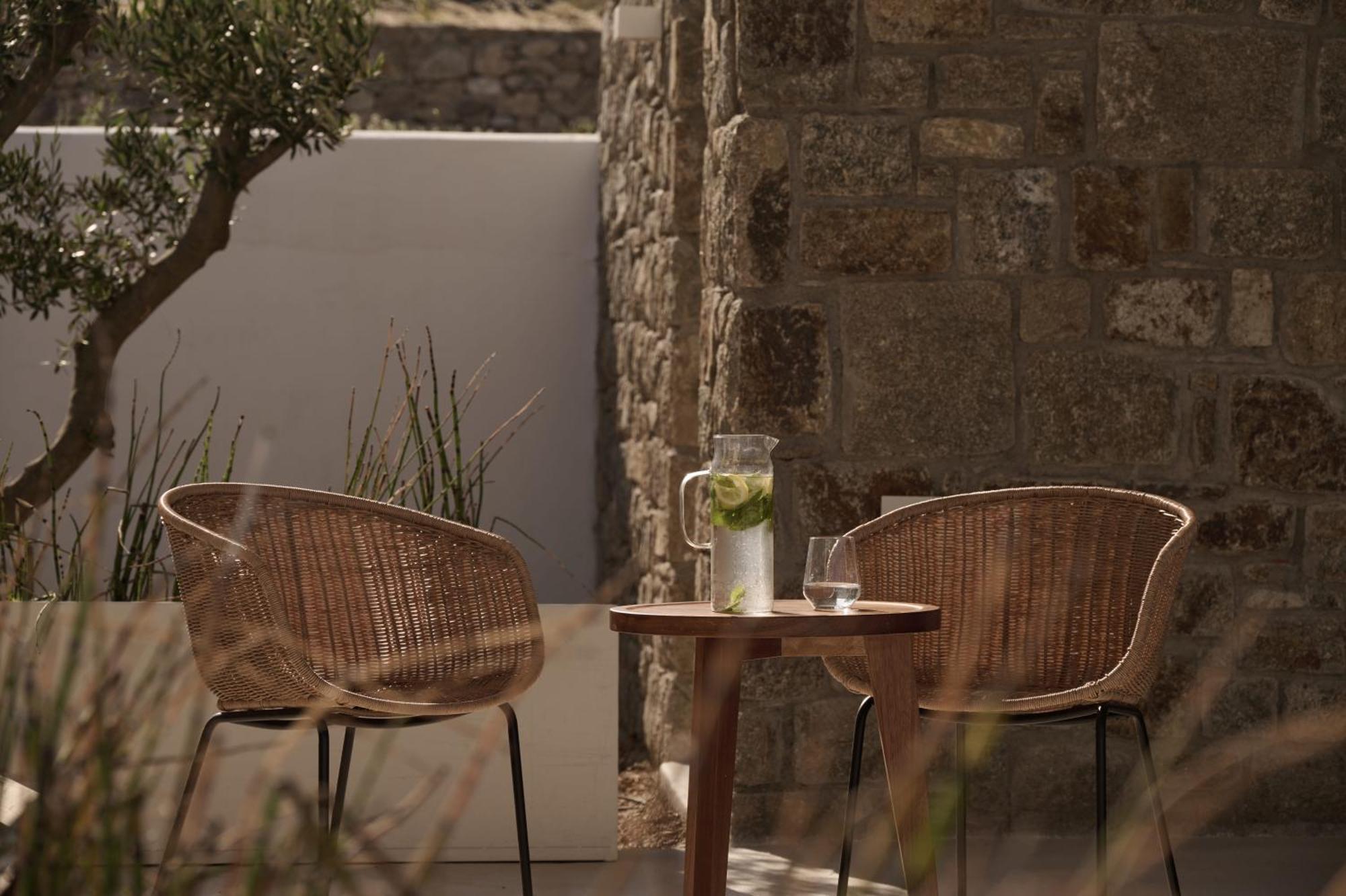 Yi Mykonos Hotel 4*
