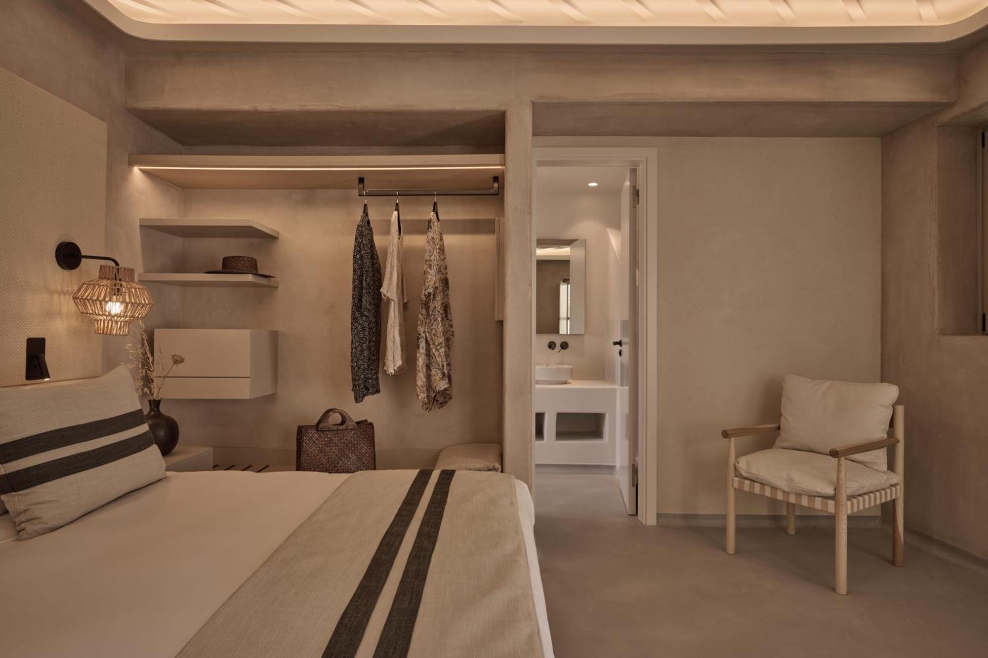 Yi Mykonos Hotel 4*
