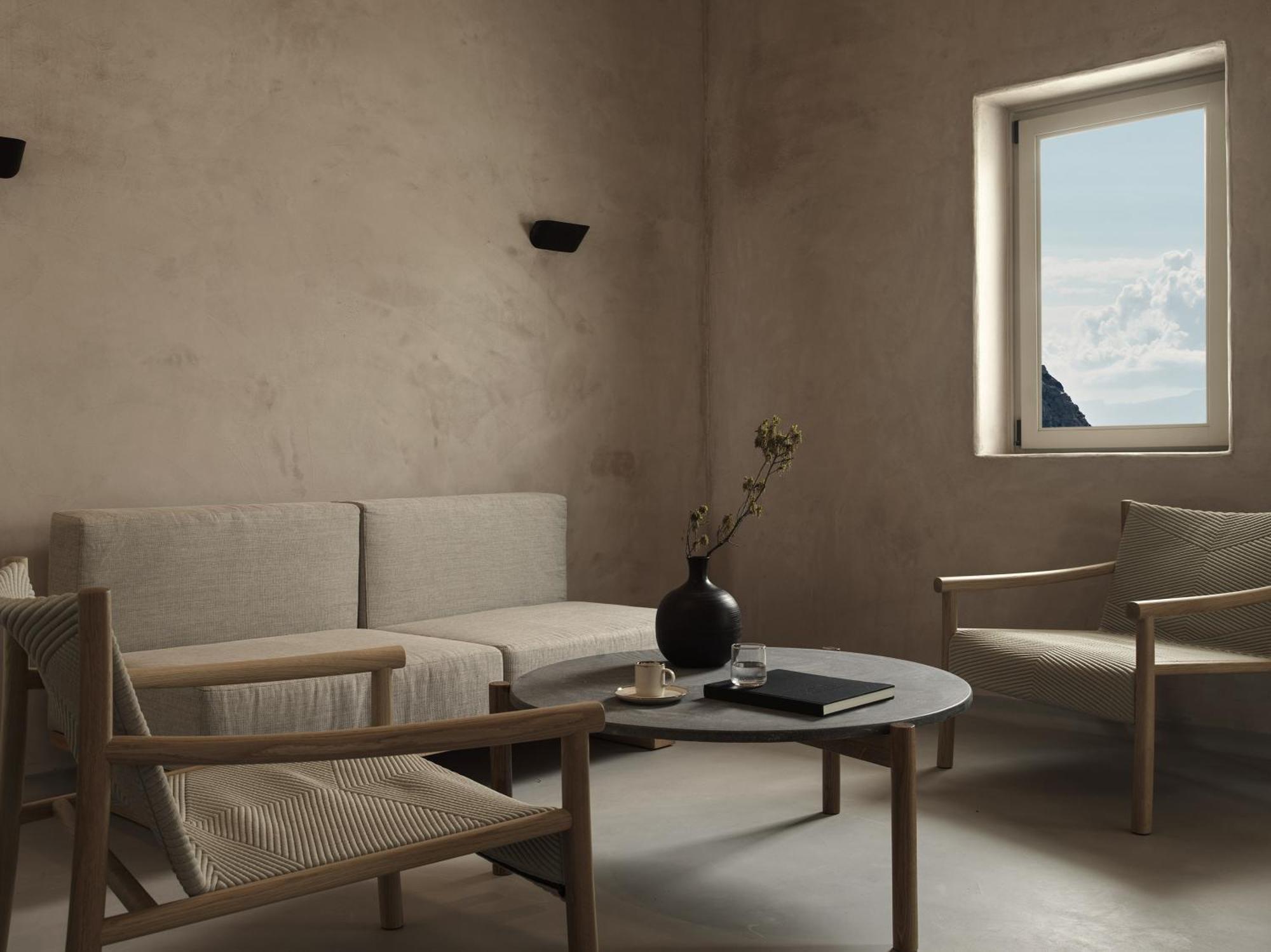 Yi Mykonos 4*